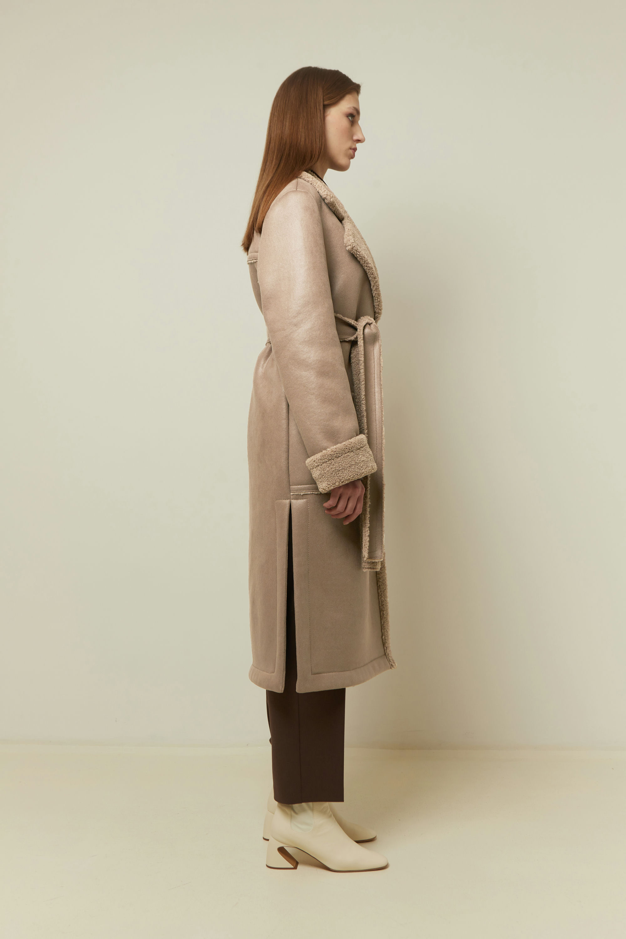 ДУБЛЕНКА ЖЕНСКАЯ 8-12901-1