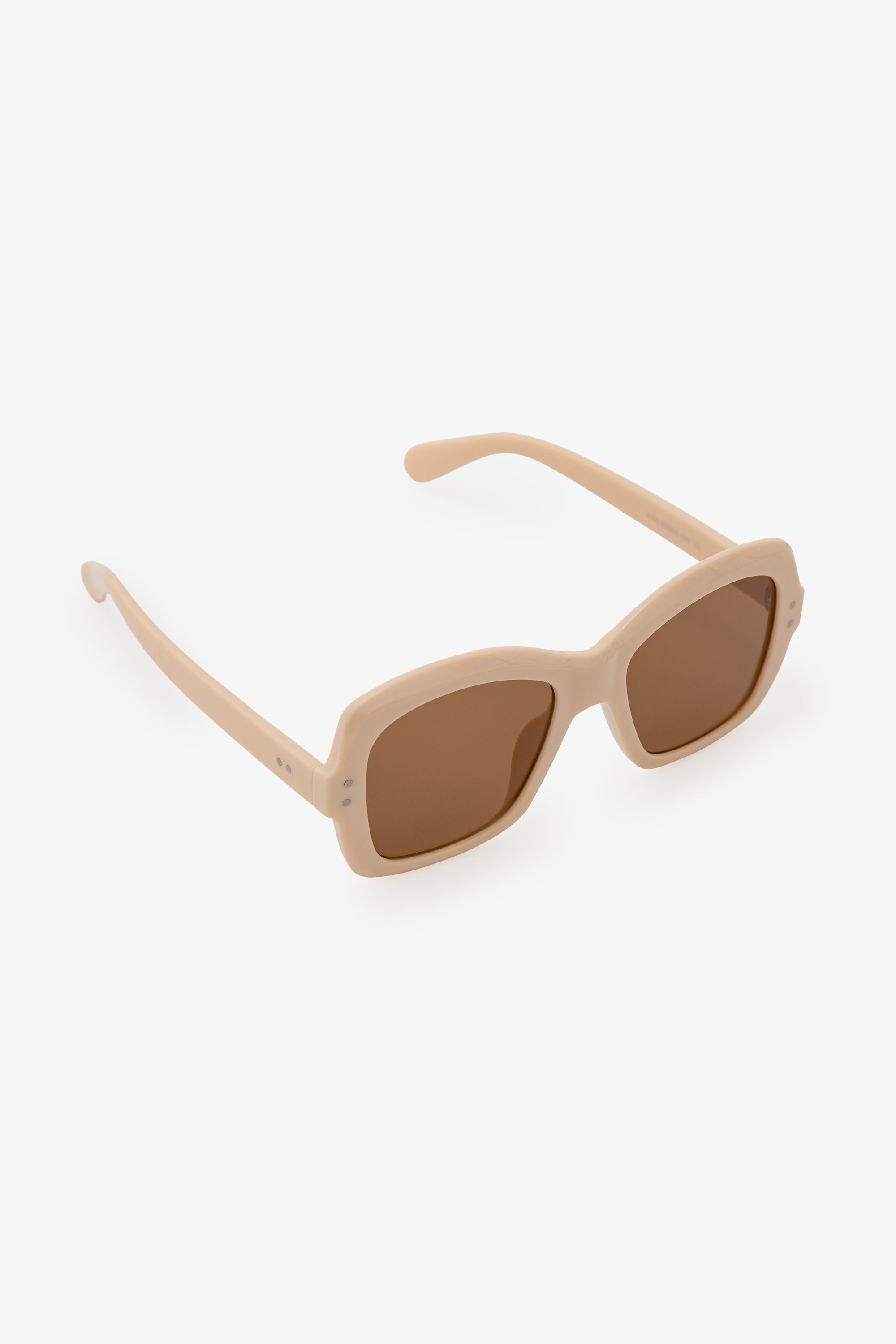 Очки солнцезащитные в комплекте с футляром 2165