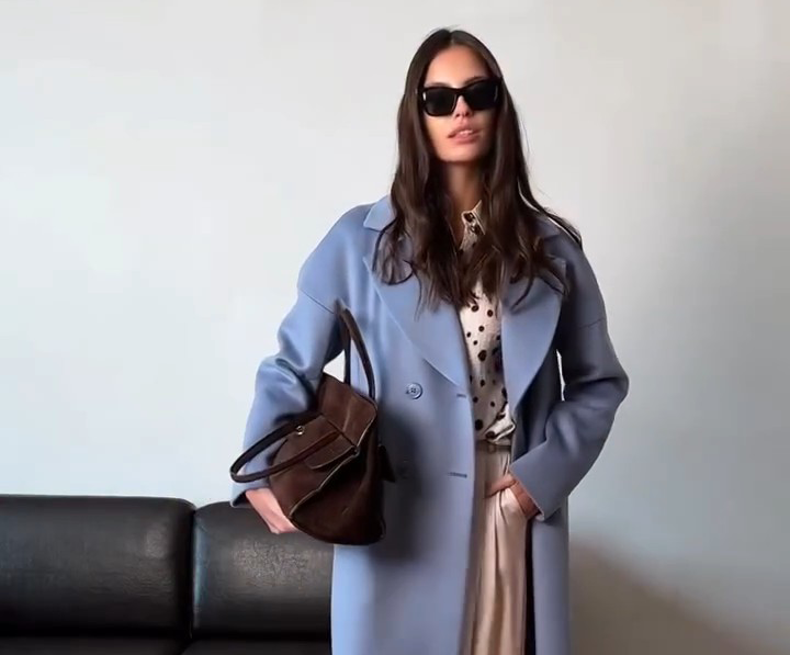 Голубое пальто Elema: