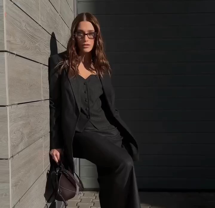 Элегантность и хороший вкус — классический рецепт идеального образа