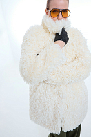 ПАЛЬТО ЖЕНСКОЕ ИЗ ИСКУССТВЕННОГО МЕХА 9-1473. Фото 4.